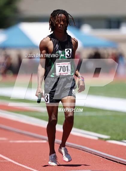 Thumbnail 3 in VHSL State Championships 5&6 (4 x 800) photogallery.