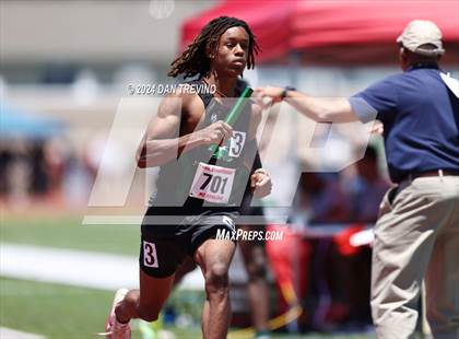 Thumbnail 3 in VHSL State Championships 5&6 (4 x 800) photogallery.