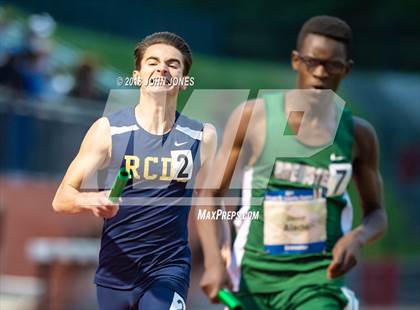 Thumbnail 3 in 2018 Loucks Games (Men's 4x400 Relay Frosh/Soph) photogallery.