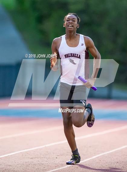 Thumbnail 1 in 2018 Loucks Games (Men's 4x400 Relay Frosh/Soph) photogallery.