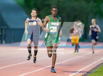 Thumbnail 2 in 2018 Loucks Games (Men's 4x400 Relay Frosh/Soph) photogallery.