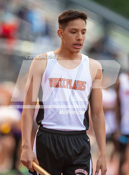 Thumbnail 1 in 2018 Loucks Games (Men's 4x400 Relay Frosh/Soph) photogallery.