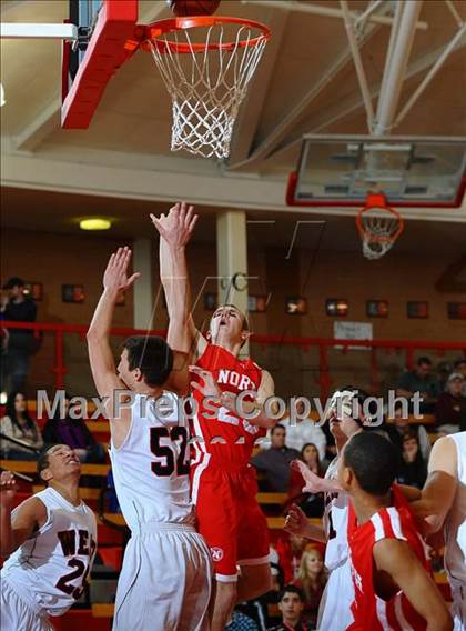 Thumbnail 3 in North vs. Blue Valley West photogallery.