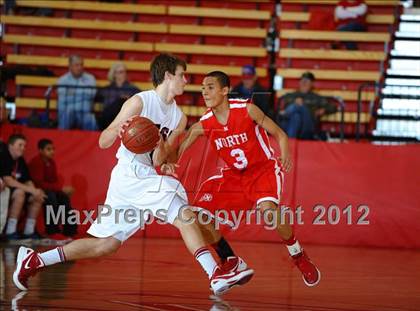 Thumbnail 3 in North vs. Blue Valley West photogallery.