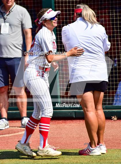 Thumbnail 2 in Lexington @ Coahoma (UIL Softball 3A Div 2 Final) photogallery.
