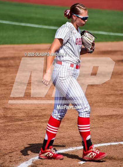 Thumbnail 3 in Lexington @ Coahoma (UIL Softball 3A Div 2 Final) photogallery.