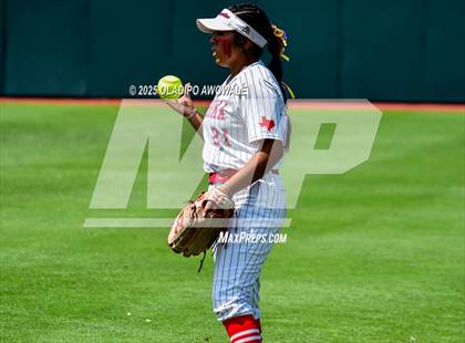 Thumbnail 3 in Lexington @ Coahoma (UIL Softball 3A Div 2 Final) photogallery.