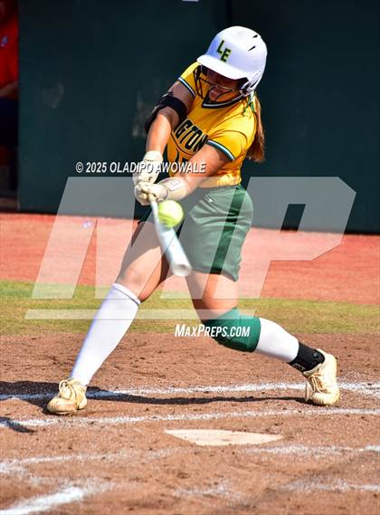 Thumbnail 2 in Lexington @ Coahoma (UIL Softball 3A Div 2 Final) photogallery.