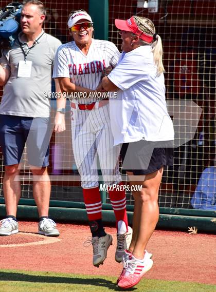 Thumbnail 3 in Lexington @ Coahoma (UIL Softball 3A Div 2 Final) photogallery.