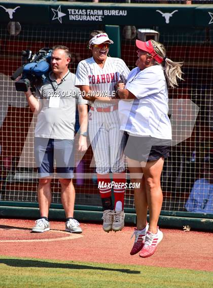 Thumbnail 1 in Lexington @ Coahoma (UIL Softball 3A Div 2 Final) photogallery.