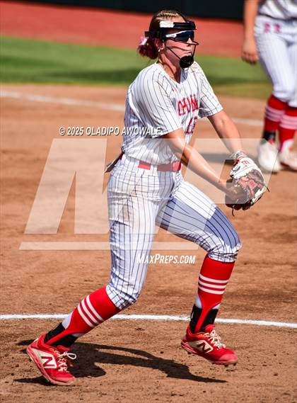 Thumbnail 2 in Lexington @ Coahoma (UIL Softball 3A Div 2 Final) photogallery.