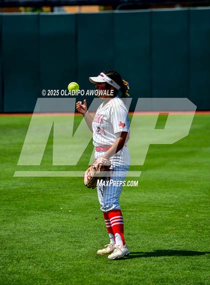 Thumbnail 2 in Lexington @ Coahoma (UIL Softball 3A Div 2 Final) photogallery.