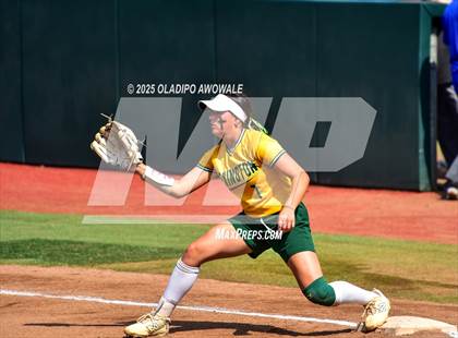 Thumbnail 1 in Lexington @ Coahoma (UIL Softball 3A Div 2 Final) photogallery.