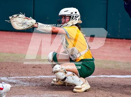 Thumbnail 3 in Lexington @ Coahoma (UIL Softball 3A Div 2 Final) photogallery.