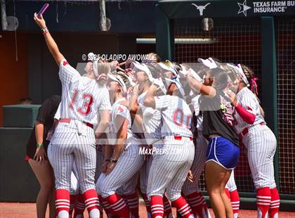 Thumbnail 3 in Lexington @ Coahoma (UIL Softball 3A Div 2 Final) photogallery.