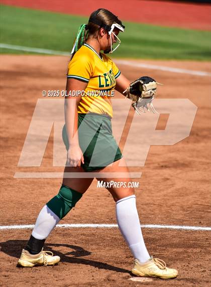 Thumbnail 1 in Lexington @ Coahoma (UIL Softball 3A Div 2 Final) photogallery.