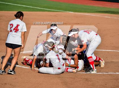 Thumbnail 1 in Lexington @ Coahoma (UIL Softball 3A Div 2 Final) photogallery.