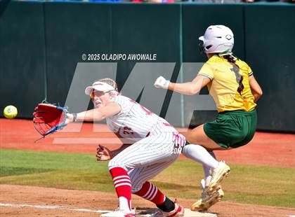 Thumbnail 3 in Lexington @ Coahoma (UIL Softball 3A Div 2 Final) photogallery.