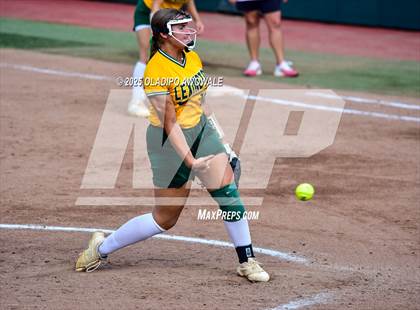 Thumbnail 3 in Lexington @ Coahoma (UIL Softball 3A Div 2 Final) photogallery.