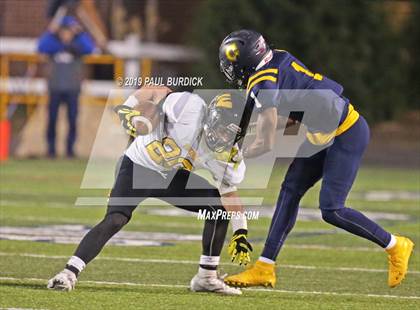 Thumbnail 2 in Archbishop Wood vs. Cheltenham (PIAA 5A Championship) photogallery.