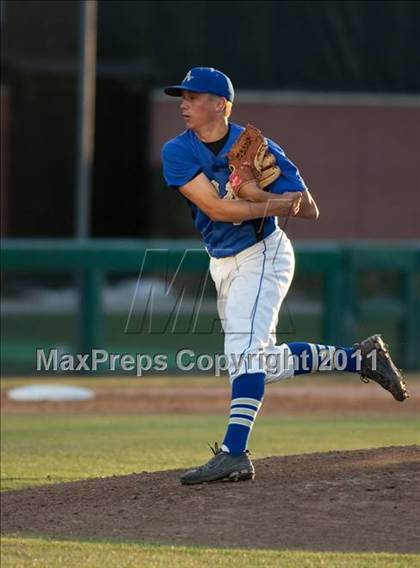 Thumbnail 3 in Torrance vs. Bishop Amat (CIF SS D4 Semifinal)  photogallery.
