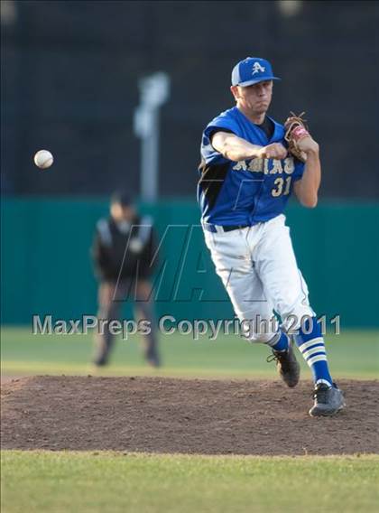 Thumbnail 2 in Torrance vs. Bishop Amat (CIF SS D4 Semifinal)  photogallery.