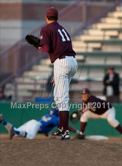 Thumbnail 1 in Torrance vs. Bishop Amat (CIF SS D4 Semifinal)  photogallery.