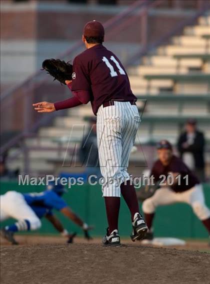 Thumbnail 3 in Torrance vs. Bishop Amat (CIF SS D4 Semifinal)  photogallery.