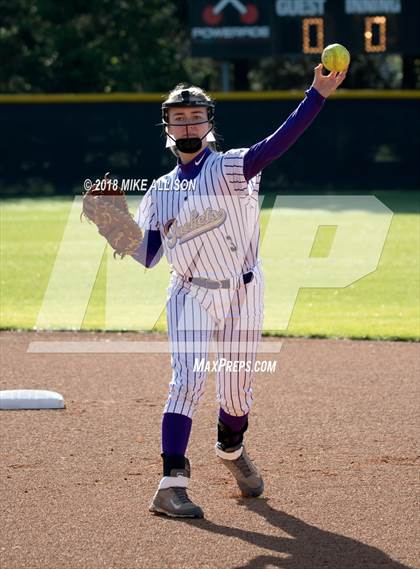 Thumbnail 3 in Grundy County vs Lookout Valley photogallery.