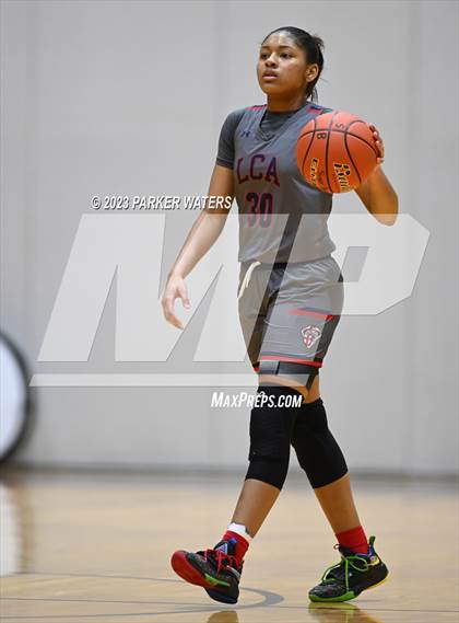 Thumbnail 2 in McGill-Toolen vs Lafayette Christian Academy (Allstate Sugar Bowl National Prep Classic) photogallery.
