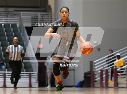 Thumbnail 1 in McGill-Toolen vs Lafayette Christian Academy (Allstate Sugar Bowl National Prep Classic) photogallery.