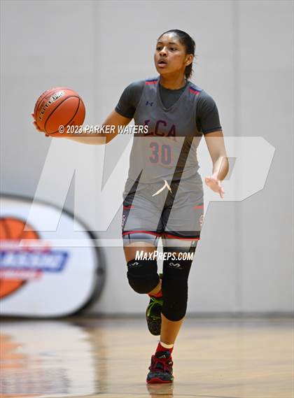 Thumbnail 1 in McGill-Toolen vs Lafayette Christian Academy (Allstate Sugar Bowl National Prep Classic) photogallery.