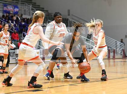 Thumbnail 2 in McGill-Toolen vs Lafayette Christian Academy (Allstate Sugar Bowl National Prep Classic) photogallery.
