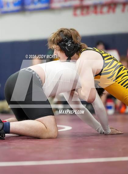 Thumbnail 3 in NorthPoint vs Lewisburg (Lewisburg Quad) photogallery.