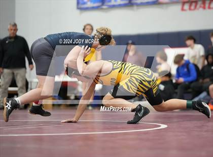 Thumbnail 2 in NorthPoint vs Lewisburg (Lewisburg Quad) photogallery.
