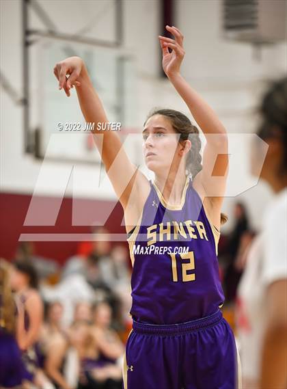 Thumbnail 1 in Groesbeck vs Shiner (Thorndale Shootout) photogallery.
