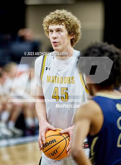 Thumbnail 2 in Notre Dame (SO) vs Granada (CIF State D1 Final) photogallery.