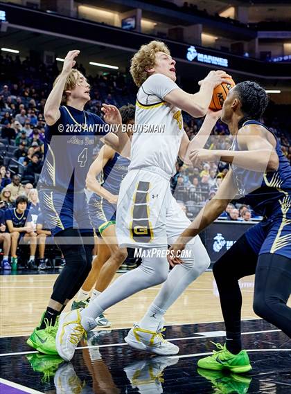 Thumbnail 2 in Notre Dame (SO) vs Granada (CIF State D1 Final) photogallery.