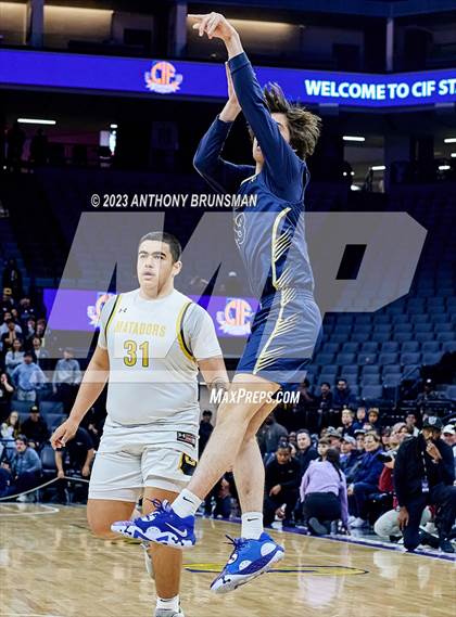 Thumbnail 2 in Notre Dame (SO) vs Granada (CIF State D1 Final) photogallery.