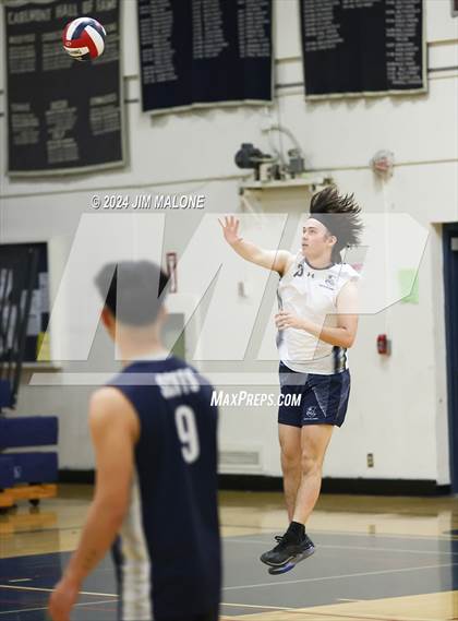 Thumbnail 2 in Menlo-Atherton @ Carlmont photogallery.