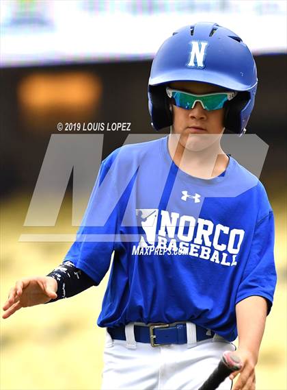 Thumbnail 1 in Norco vs. Santa Margarita (CIF SS DIV 2 Championship Final) photogallery.