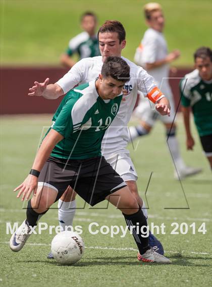 Thumbnail 2 in Fort Bend Clements vs Pasadena (5A Regional Playoff) photogallery.