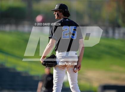 Thumbnail 1 in Mountain Ridge vs. O'Connor (AIA 6A Quarterfinal) photogallery.