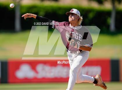Thumbnail 1 in Mountain Ridge vs. O'Connor (AIA 6A Quarterfinal) photogallery.