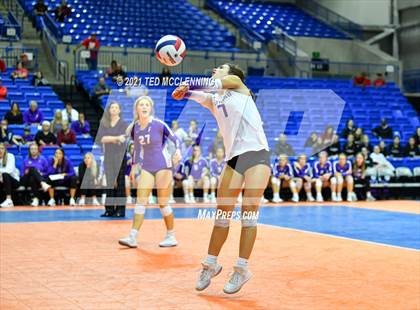 Thumbnail 3 in Fayetteville vs. Har-Ber (AAA 6A Final) photogallery.