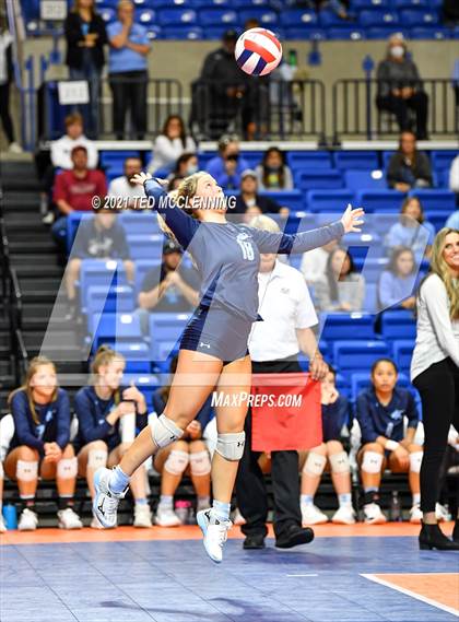 Thumbnail 2 in Fayetteville vs. Har-Ber (AAA 6A Final) photogallery.