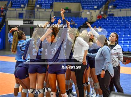 Thumbnail 2 in Fayetteville vs. Har-Ber (AAA 6A Final) photogallery.