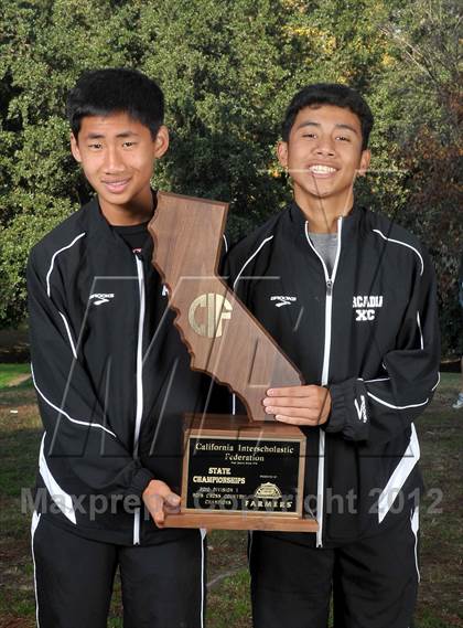 Thumbnail 3 in CIF State Cross Country Championships (Boys Award Photos) photogallery.