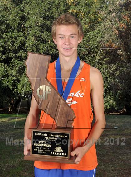 Thumbnail 2 in CIF State Cross Country Championships (Boys Award Photos) photogallery.