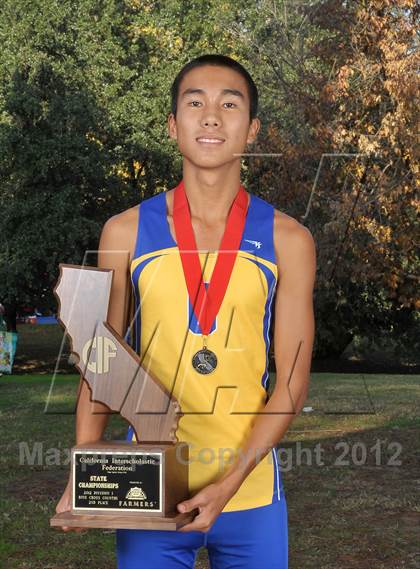 Thumbnail 3 in CIF State Cross Country Championships (Boys Award Photos) photogallery.